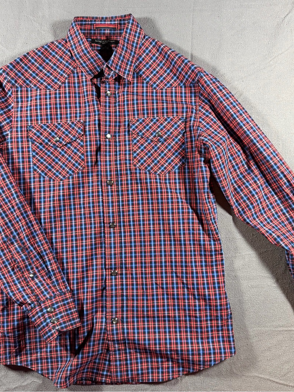 Banana Republic Mens Small Slim Fit Western Button-Down Shirt Red Blue Plaid
